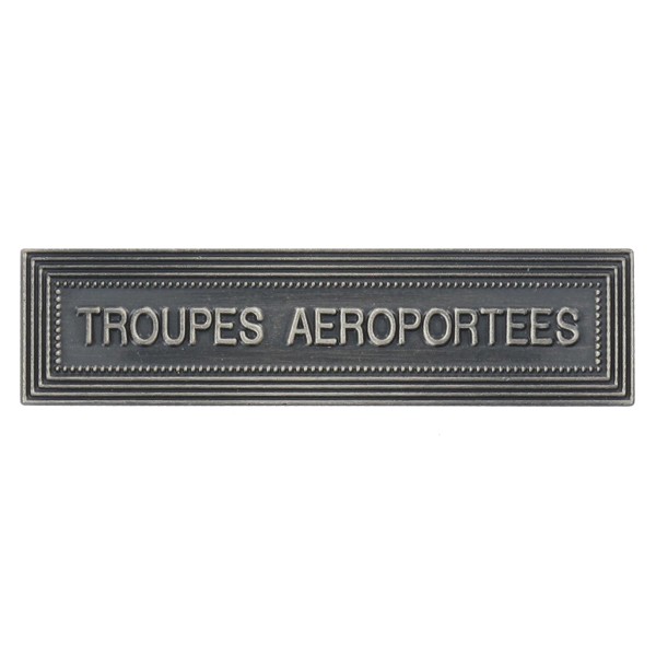 Agrafe Troupes Aéroportées