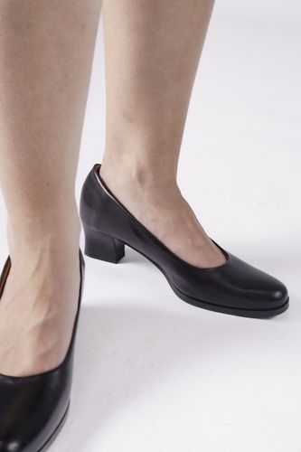 Escarpin cuir petits talons