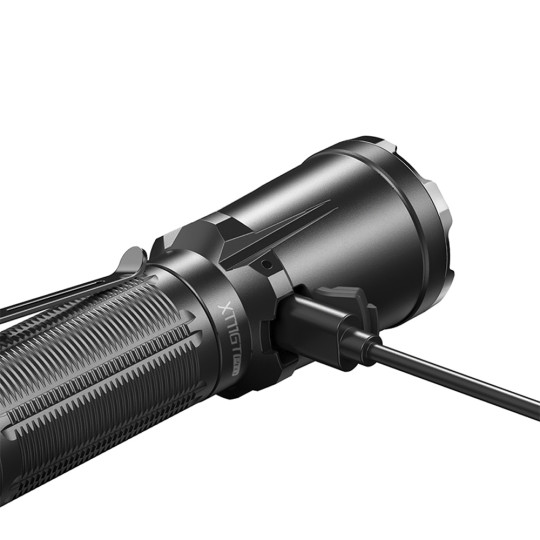 Lampe tactique rechargeable XT11GT PRO LED V3 3300 lumens